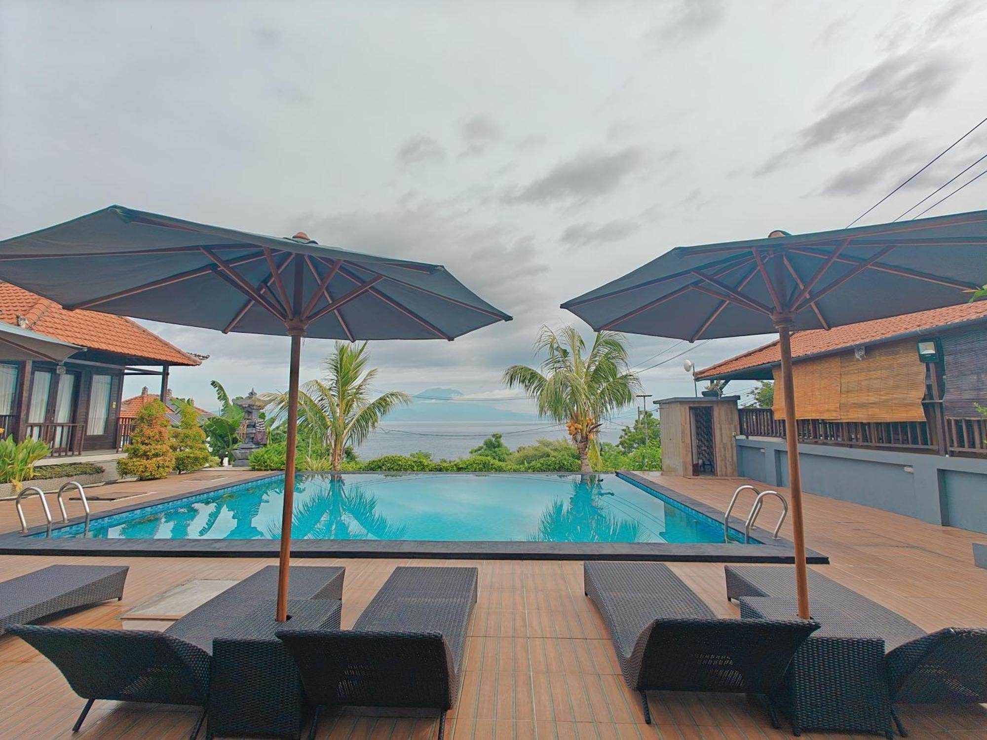 Nusa Sedayu Hotel By Ocean View Batununggul 외부 사진