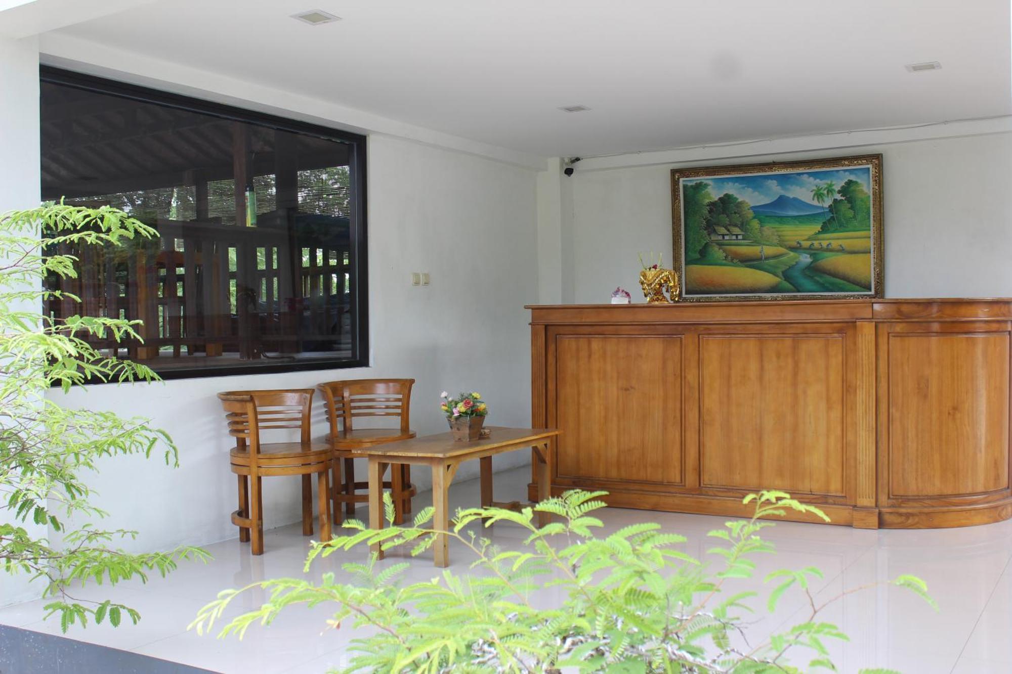 Nusa Sedayu Hotel By Ocean View Batununggul 외부 사진