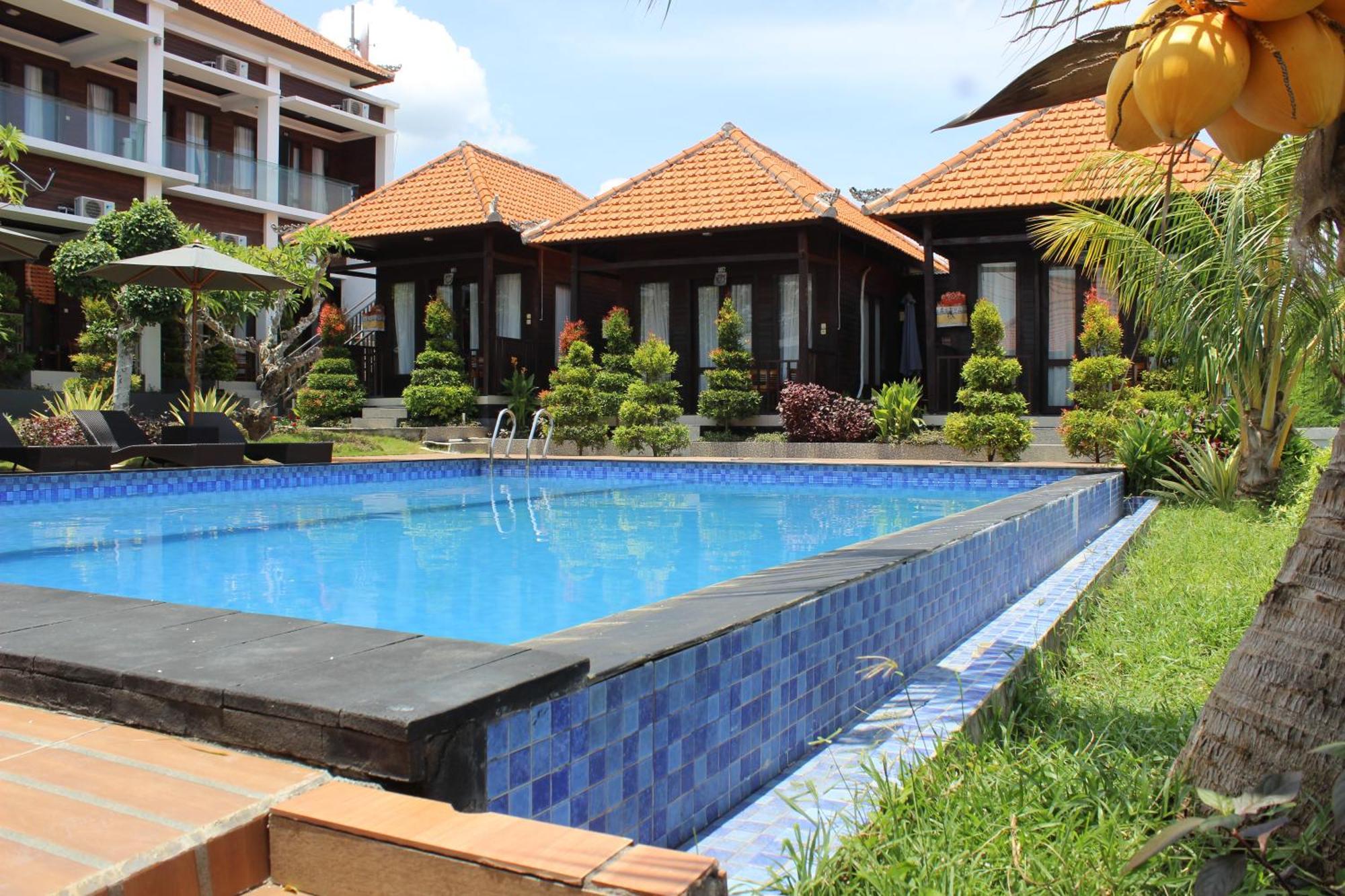 Nusa Sedayu Hotel By Ocean View Batununggul 외부 사진